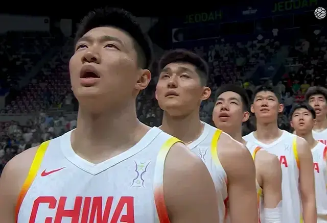 盘盘赢 苏群评中国男篮：铁血防守下的进攻隐忧